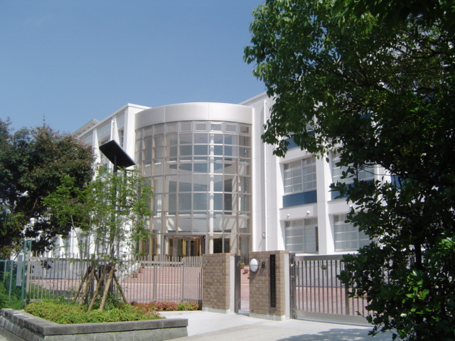 Hyogo prefectural Ashiya international secondary school