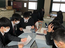 特別授業を受ける生徒たちの画像（その２）