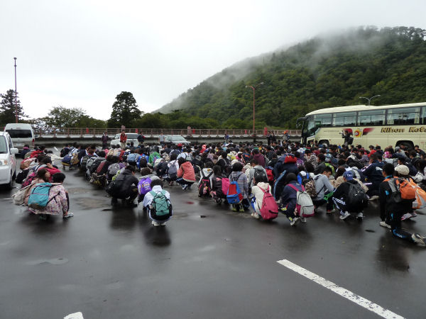 登山口