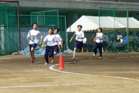 q100m[
