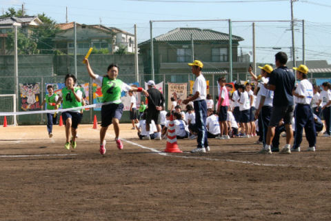 q100m[