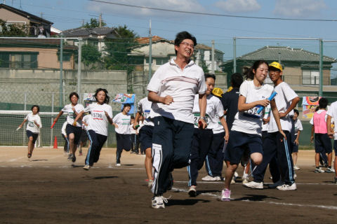 q100m[
