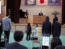 V\鐾