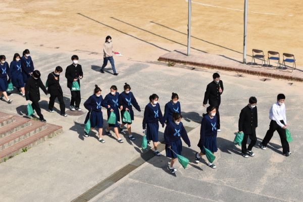 防災避難訓練（3年次）の写真