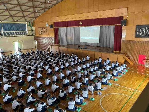 人権映画観賞会の写真