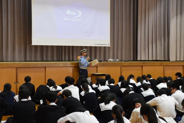 スケアードストレイト自転車安全教室の写真