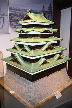 Edo Castle Tenshu model / Hyogo Prefectural Museum of History: Castle Gallery