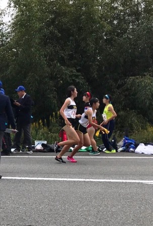 星陵高校 陸上競技部 18 News 女子第35回 男子第73回兵庫県高等学校駅伝競走大会 11月４日 日 篠山市大正ロマン館 松ヶ鼻 篠山鳳鳴高校グラウンドの高校駅伝コースにて県高校駅伝が開催されました 前日は日差し強く暑さすら感じました