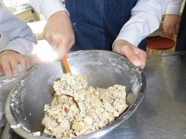 クッキーづくり1回目風景1