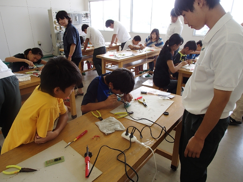 東播工業高等学校校内画像