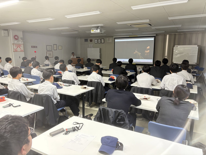 企業見学-住友精密